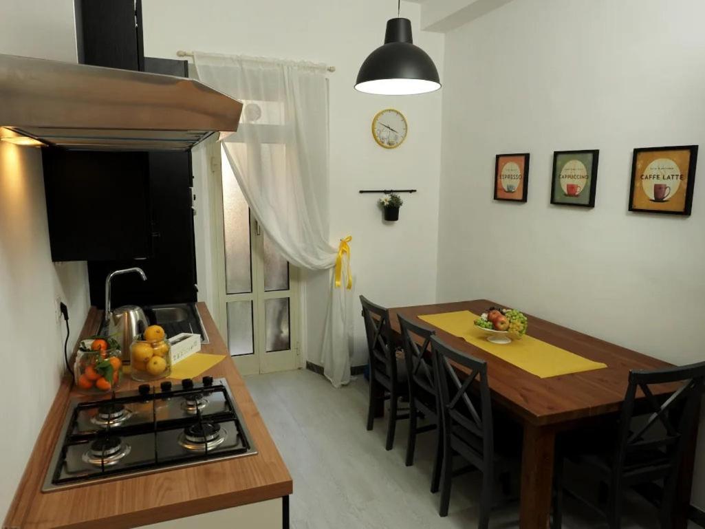 Regina Margherita Casa Vacanza ชิวิตาเวกเกีย ภายนอก รูปภาพ